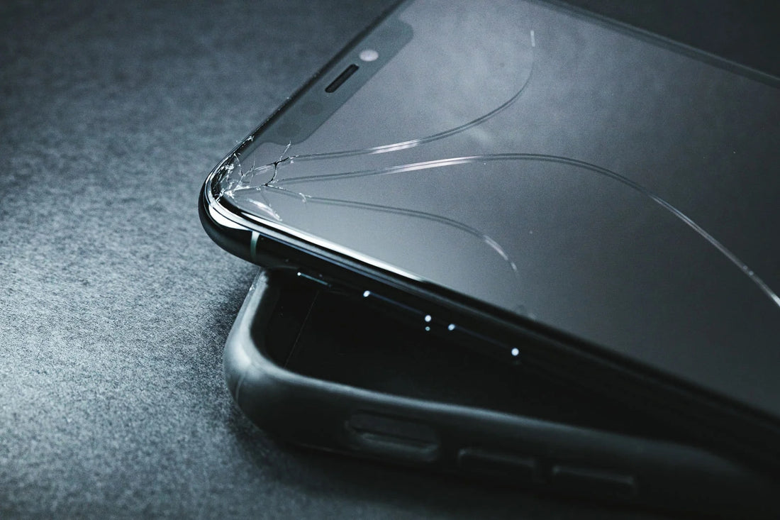 【iPhoneの画面が割れる原因とは？対策をご紹介！】