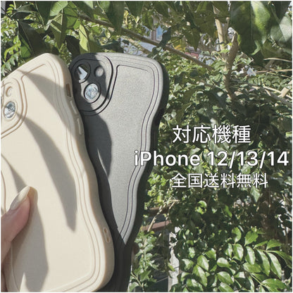 送料無料 iPhone12 13 14 スマホケース なみなみ シリコン 韓国 かわいい 波 ウェーブ おしゃれ 衝撃吸収 うねうね シンプル くすみカラー 雲